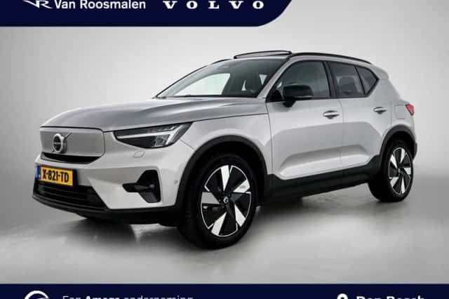 Volvo XC40 (2024) thumbnail 1