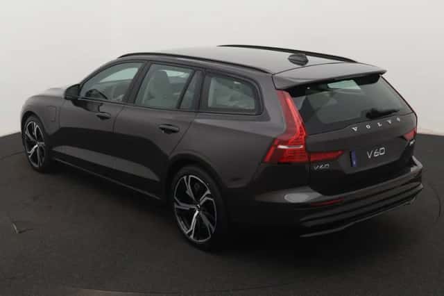 Volvo V60 (2025) thumbnail 3