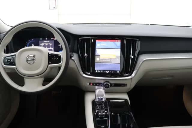 Volvo V60 (2025) thumbnail 5
