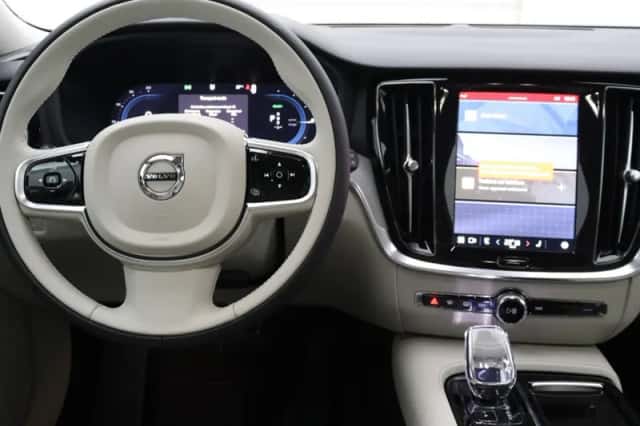 Volvo V60 (2025) thumbnail 6