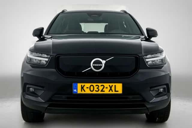 Volvo XC40 (2021) thumbnail 6