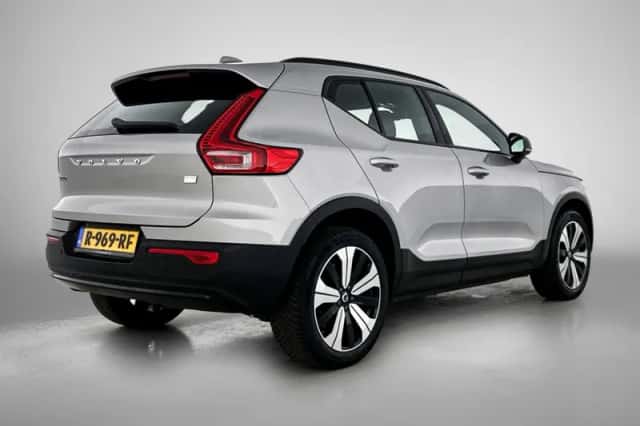 Volvo XC40 (2022) thumbnail 5