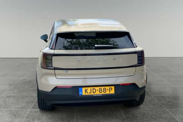 Volvo EX30 (2026) thumbnail 5