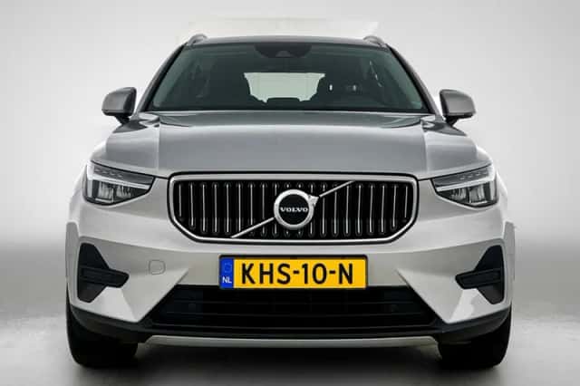 Volvo XC40 (2022) thumbnail 6