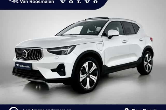 Volvo XC40 (2022) thumbnail 1