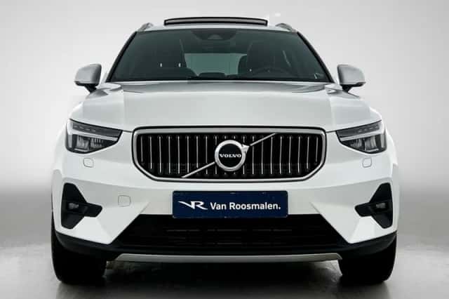 Volvo XC40 (2022) thumbnail 5