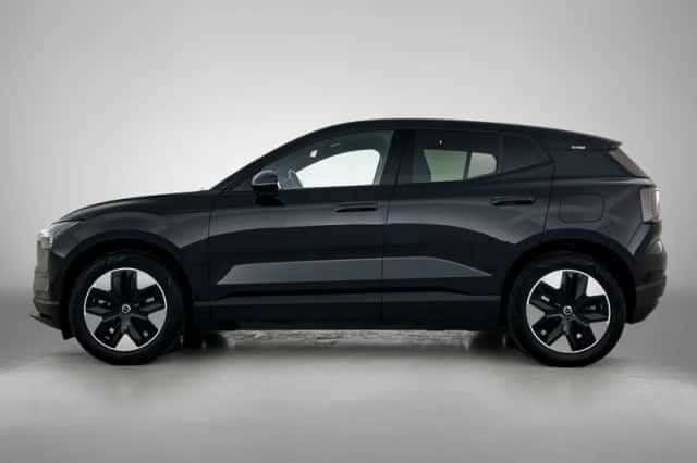 Volvo EX30 (2024) thumbnail 2