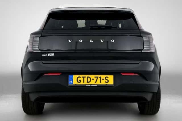 Volvo EX30 (2024) thumbnail 3
