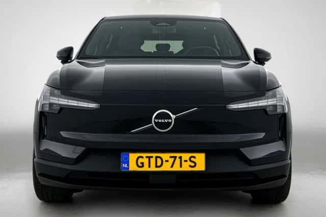 Volvo EX30 (2024) thumbnail 5