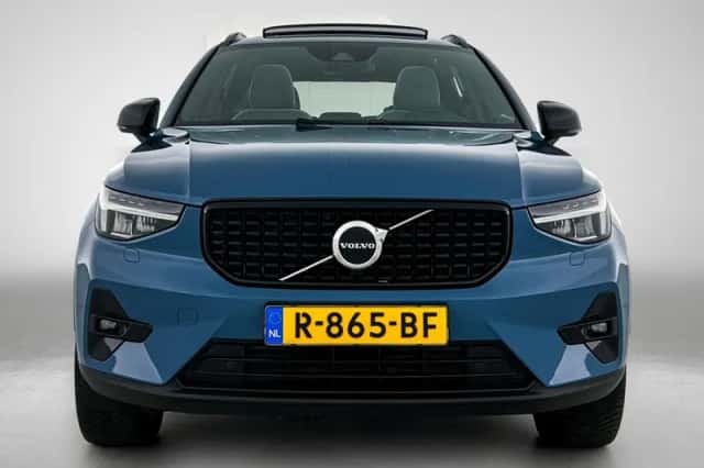 Volvo XC40 (2022) thumbnail 6