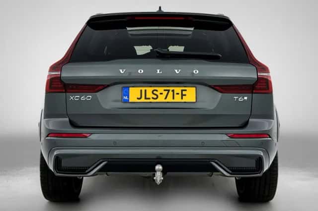 Volvo XC60 (2025) thumbnail 3
