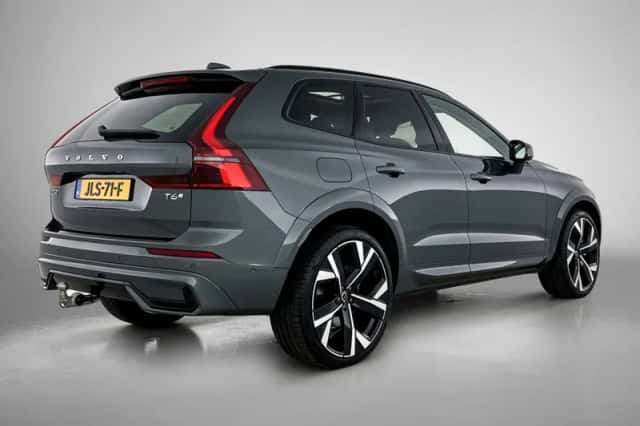 Volvo XC60 (2025) thumbnail 4