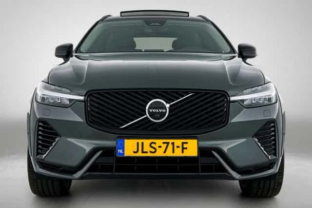 Volvo XC60 (2025) thumbnail 5