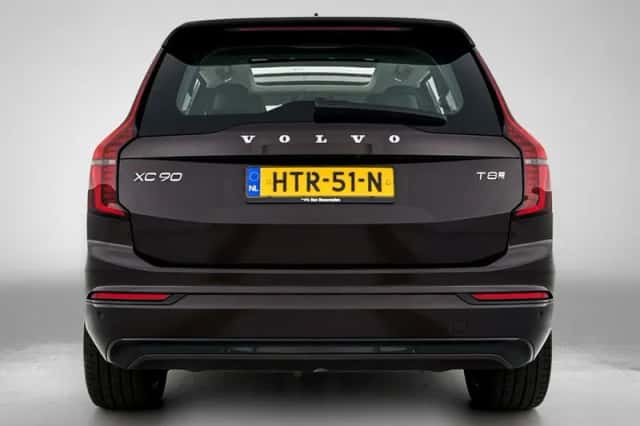 Volvo XC90 (2025) thumbnail 3