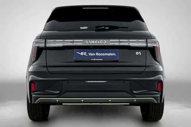 Lynk & Co 01 (2025) thumbnail 3