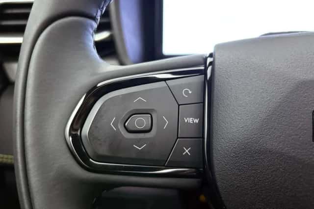 Lynk & Co 01 (2025) thumbnail 6