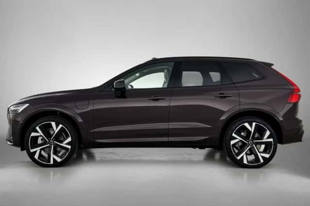 Volvo XC60 (2025) thumbnail 2