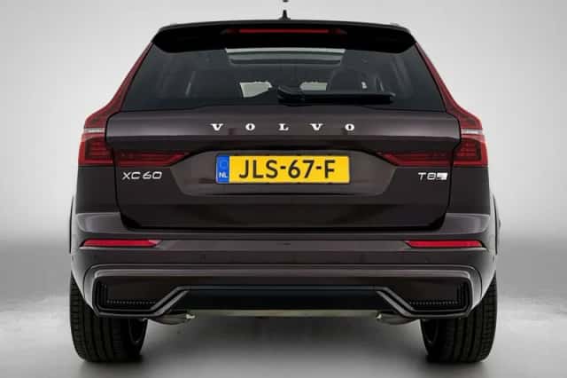 Volvo XC60 (2025) thumbnail 3