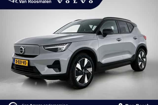 Volvo XC40 (2024) thumbnail 1