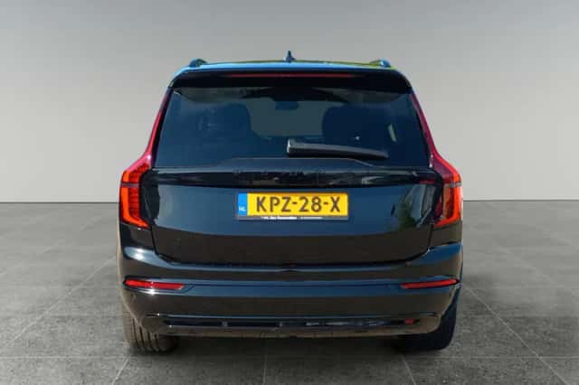 Volvo XC90 (2026) thumbnail 4