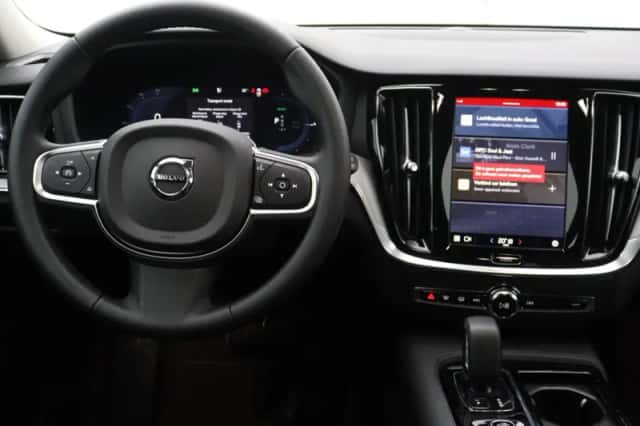 Volvo V60 (2025) thumbnail 6