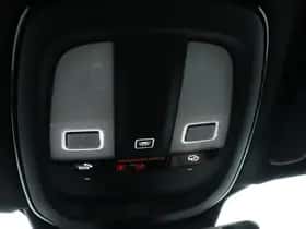 Volvo EX40 (2025) thumbnail 16