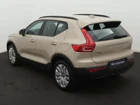Volvo EX40 (2025) thumbnail 3