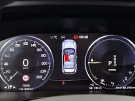 Volvo XC40 (2020) thumbnail 25