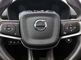 Volvo XC40 (2020) thumbnail 45