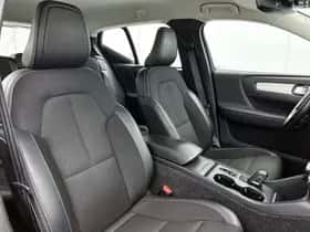 Volvo XC40 (2019) thumbnail 31