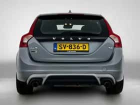 Volvo V60 (2018) thumbnail 3