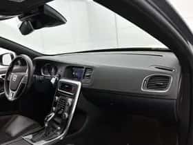 Volvo V60 (2018) thumbnail 21
