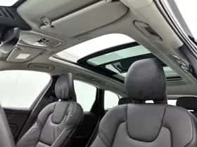 Volvo XC60 (2025) thumbnail 35