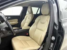 Volvo V60 (2021) thumbnail 34