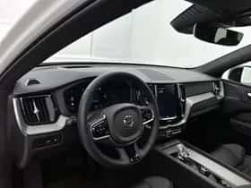 Volvo XC60 (2023) thumbnail 17