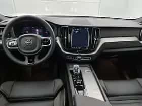 Volvo XC60 (2023) thumbnail 20