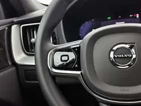Volvo XC60 (2023) thumbnail 6
