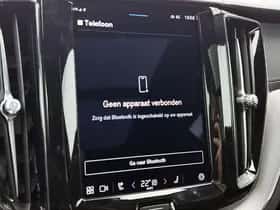 Volvo XC60 (2023) thumbnail 8