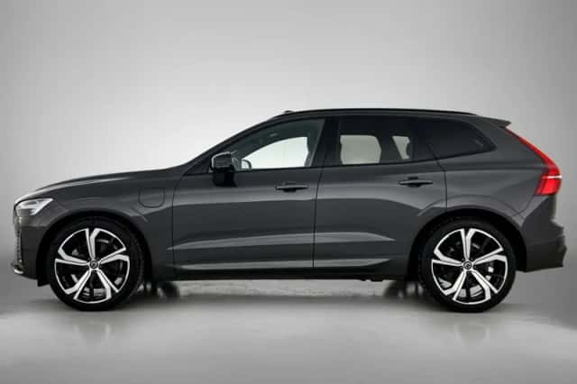 Volvo XC60 (2023) thumbnail 2