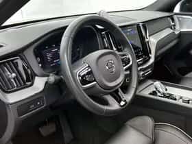 Volvo XC60 (2023) thumbnail 24
