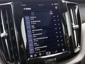 Volvo XC60 (2023) thumbnail 10