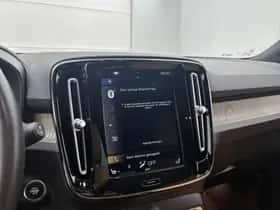 Volvo XC40 (2019) thumbnail 14