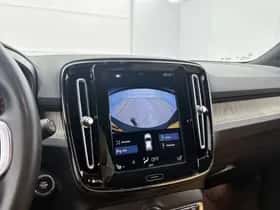 Volvo XC40 (2019) thumbnail 16