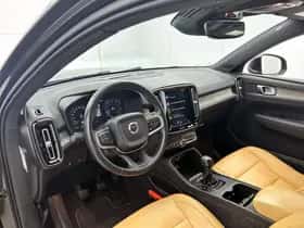 Volvo XC40 (2019) thumbnail 20