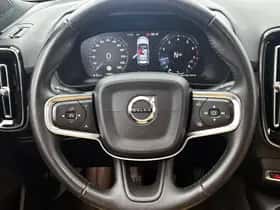 Volvo XC40 (2019) thumbnail 32