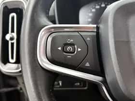 Volvo XC40 (2019) thumbnail 6