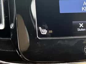 Volvo XC40 (2019) thumbnail 8