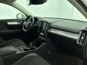 Volvo XC40 (2020) thumbnail 16