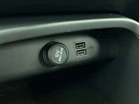 Volvo XC40 (2020) thumbnail 22