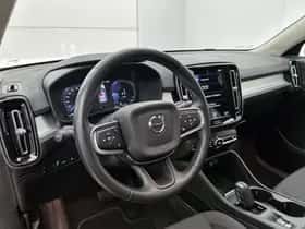 Volvo XC40 (2021) thumbnail 24